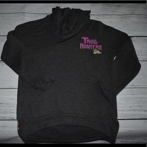 Troll hunters pull over